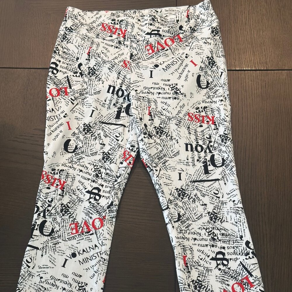 NEW w/o tags NY & Co. Pull-On Capri Stretch Pants